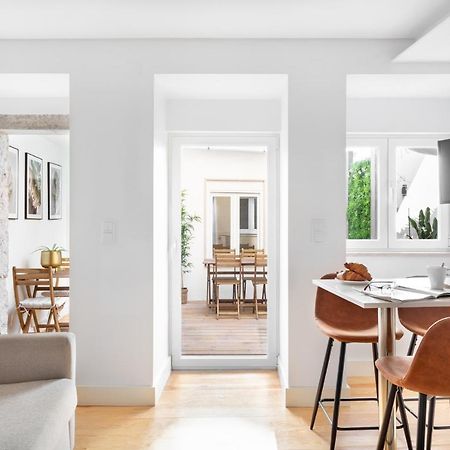 Joivy Principe Real 2Br Apt With Terrace Nearby Botanical Garden Of Lisbon Bagian luar foto