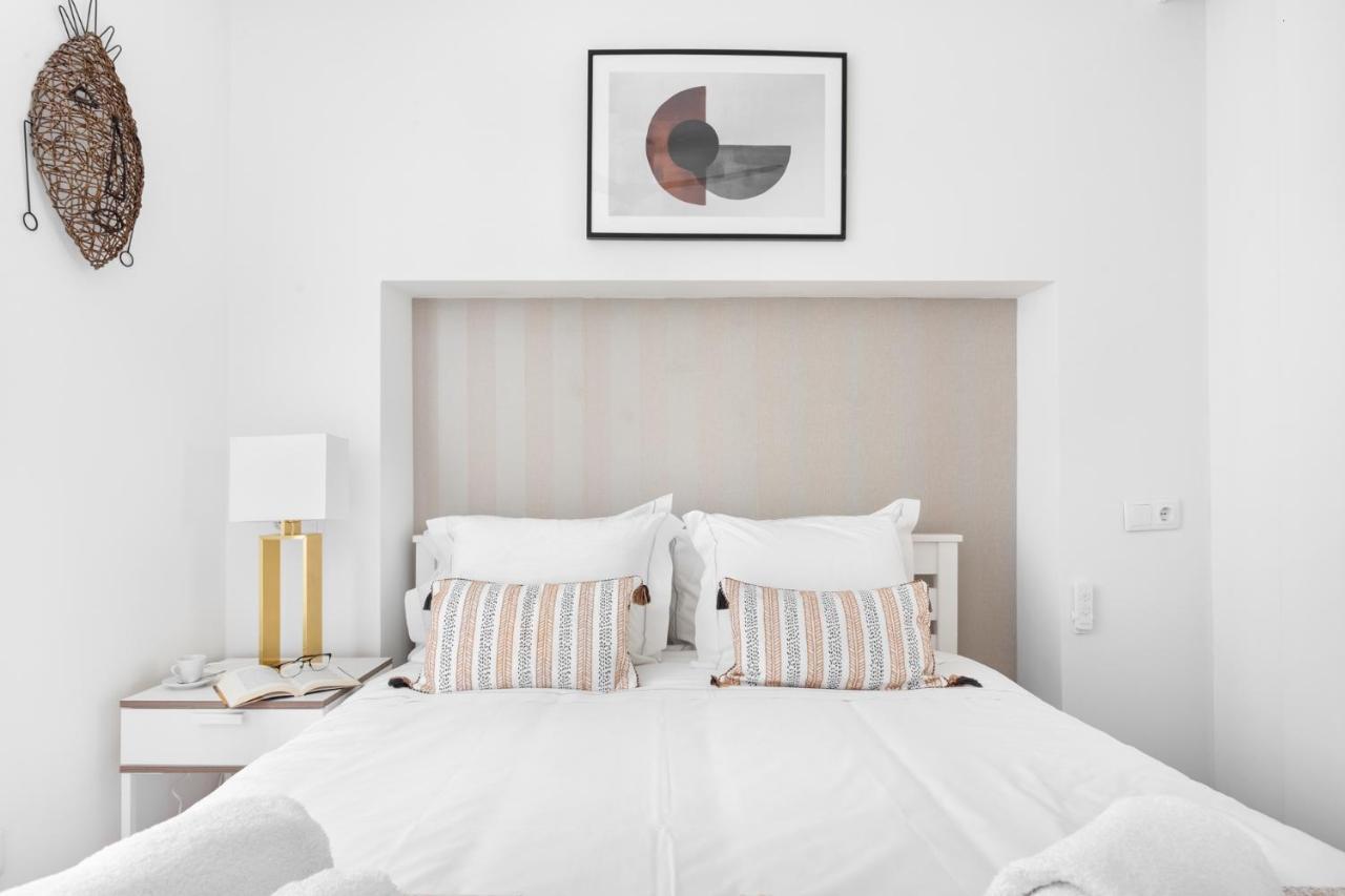 Joivy Principe Real 2Br Apt With Terrace Nearby Botanical Garden Of Lisbon Bagian luar foto