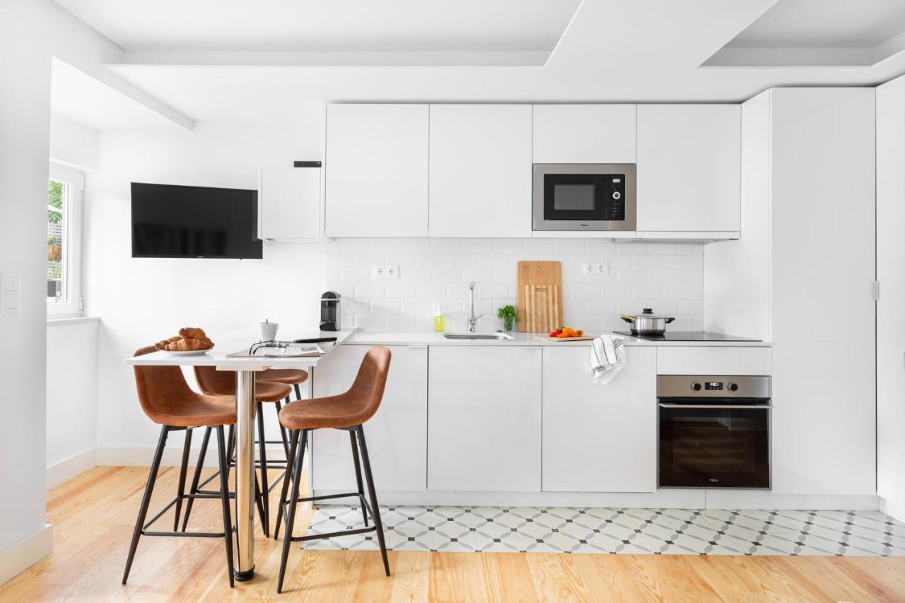 Joivy Principe Real 2Br Apt With Terrace Nearby Botanical Garden Of Lisbon Bagian luar foto